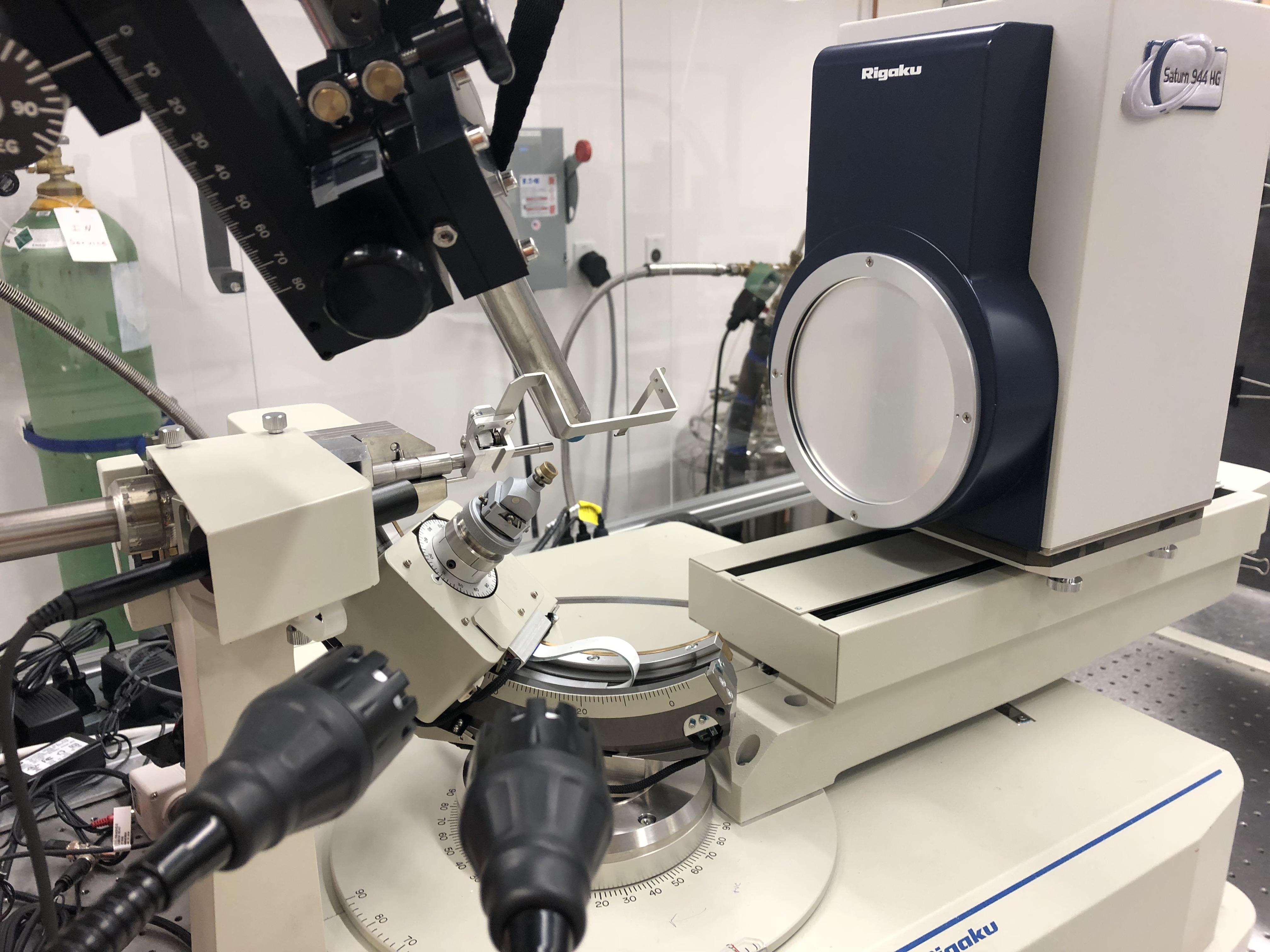 Benchtop single crystal X-ray diffractometer