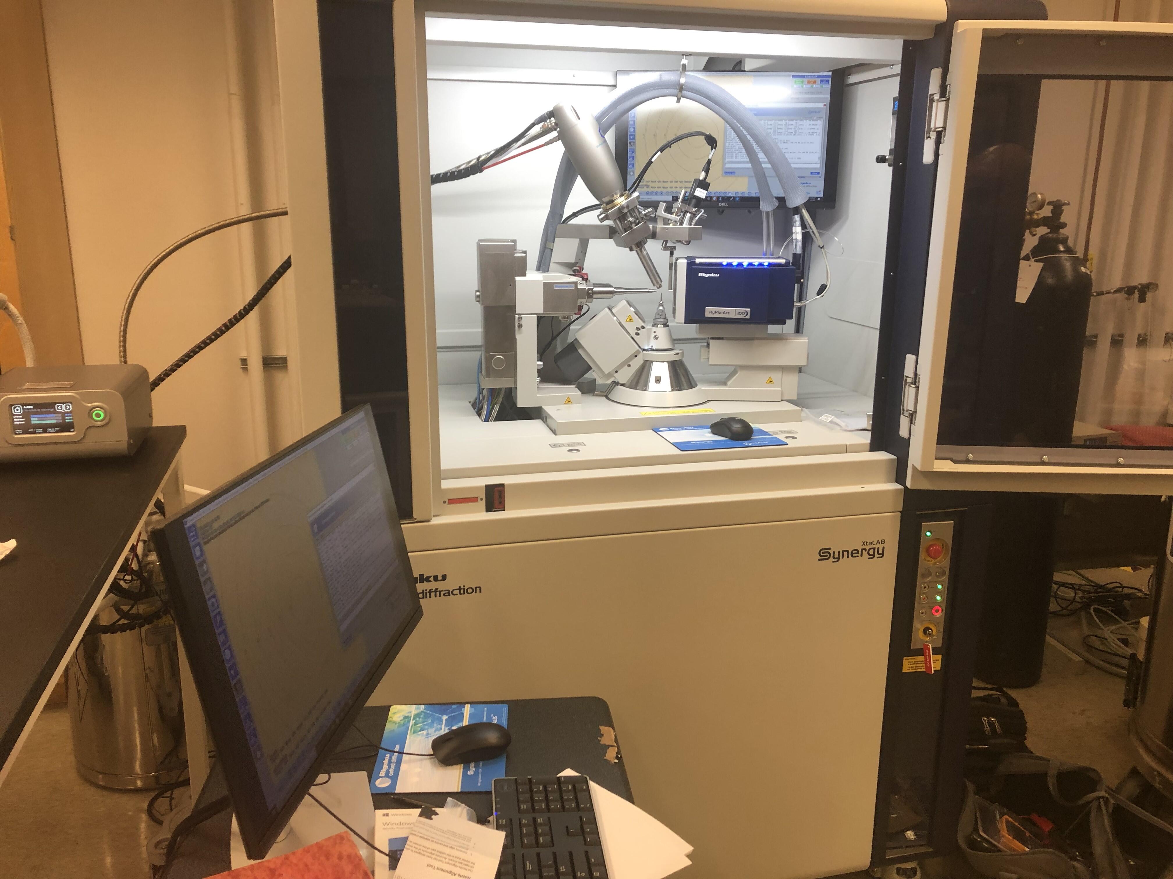 Benchtop single crystal X-ray diffractometer